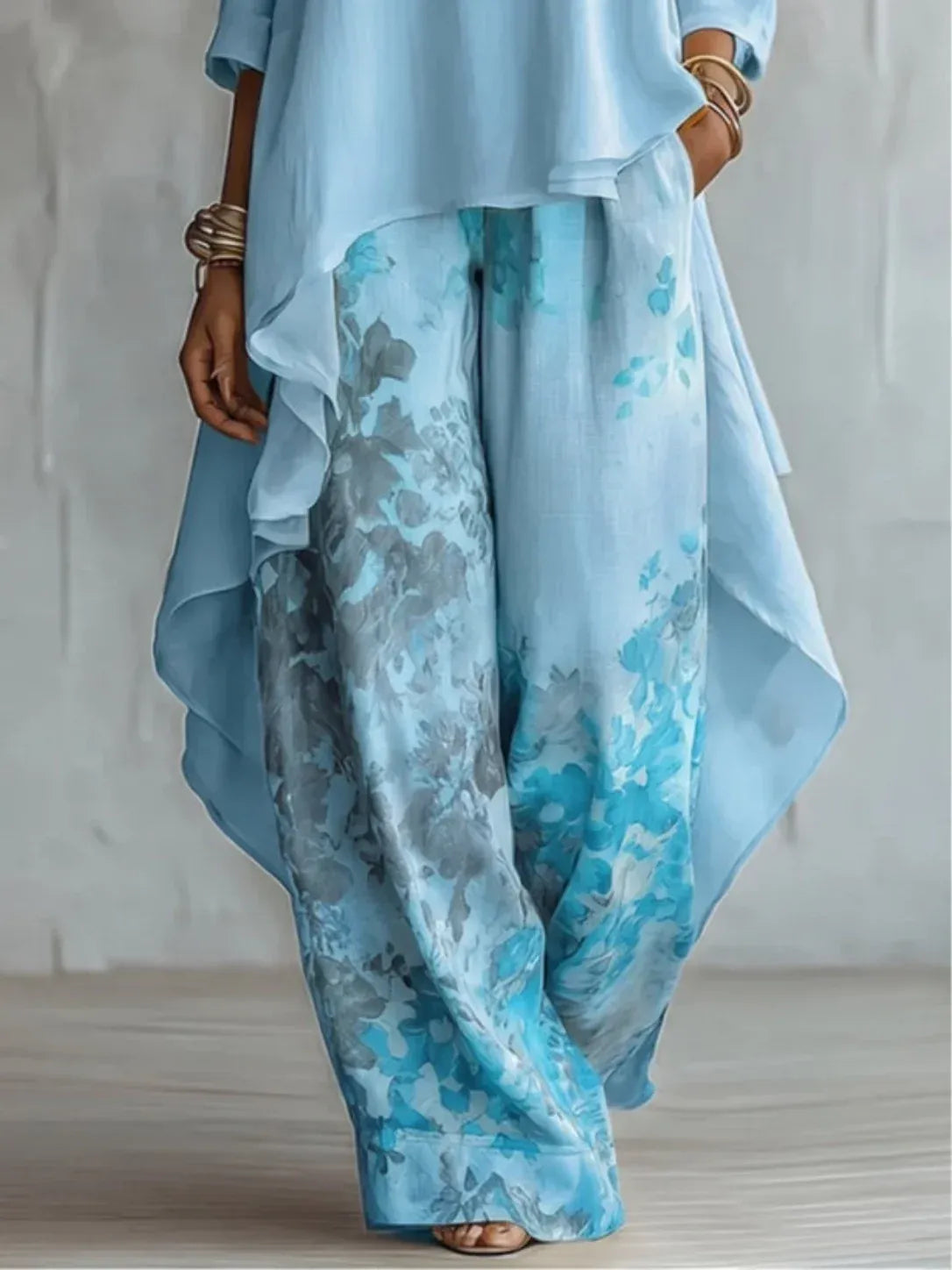 FEDERICA | Conjunto floral asimétrico y fluido