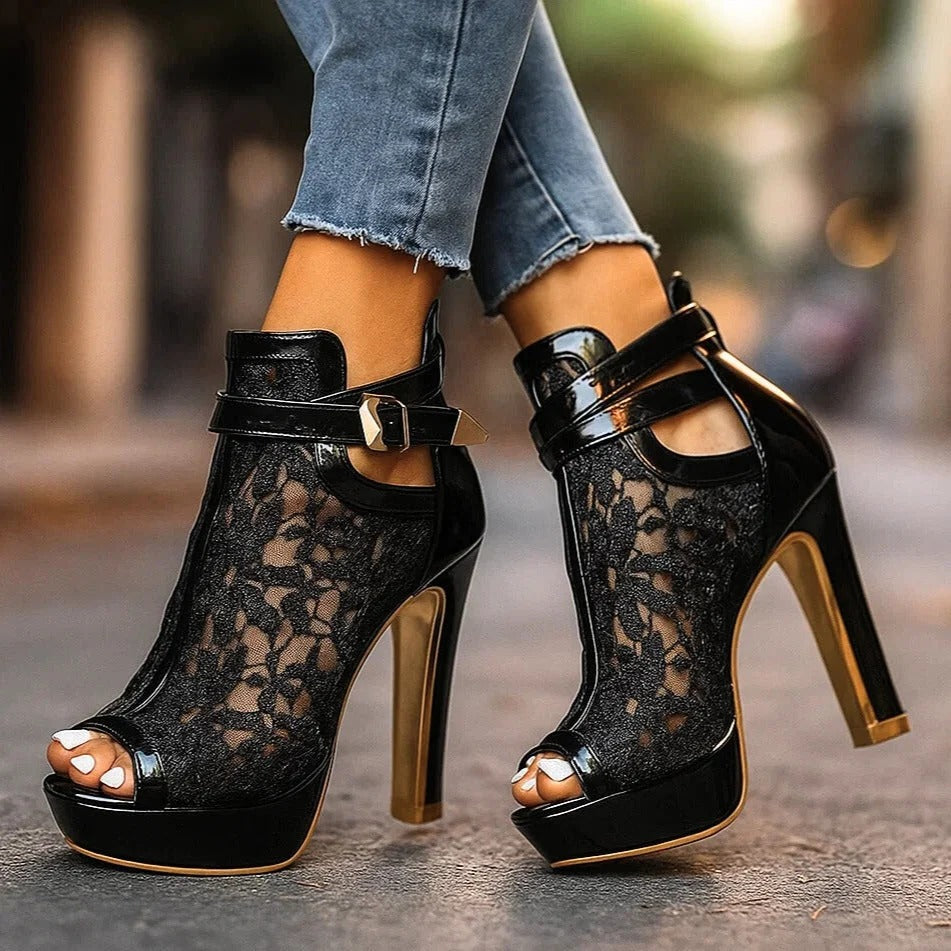 BIANCA| Zapatos de tacón elegantes con encaje