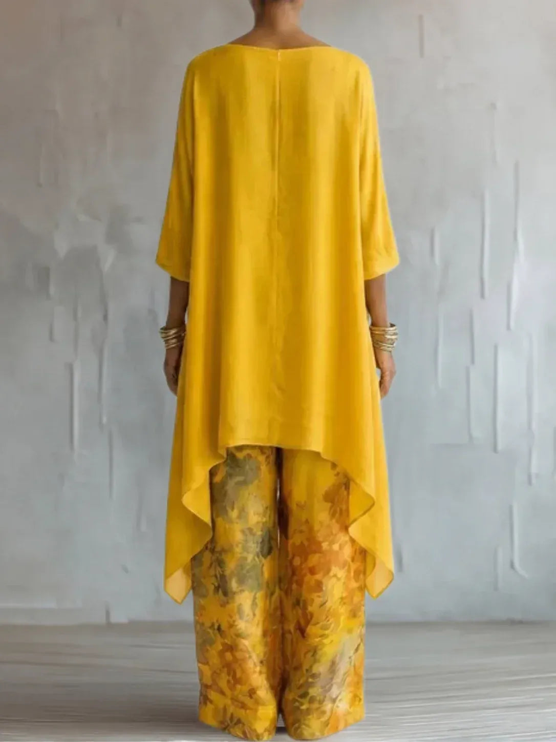 FEDERICA | Conjunto floral asimétrico y fluido